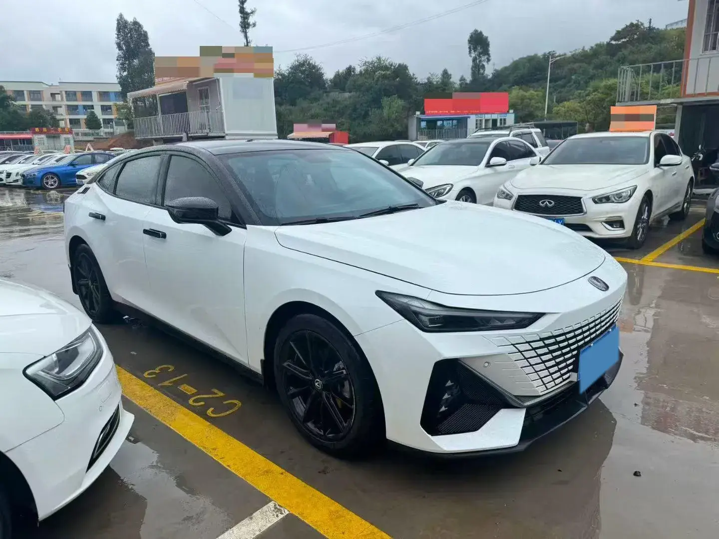 2022 CHANGAN UNI-V thumbnail 3