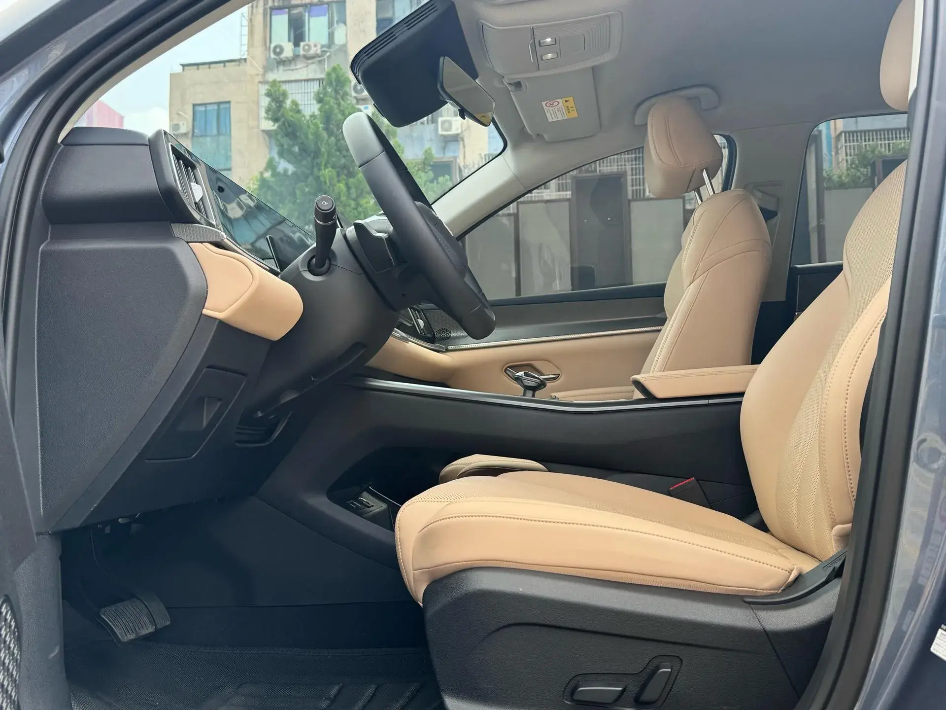 2025 BYD SONG thumbnail 4