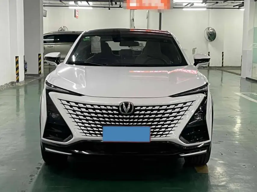 2023 CHANGAN UNI-T thumbnail 2