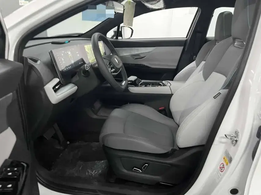 2023 CHANGAN UNI-T thumbnail 4