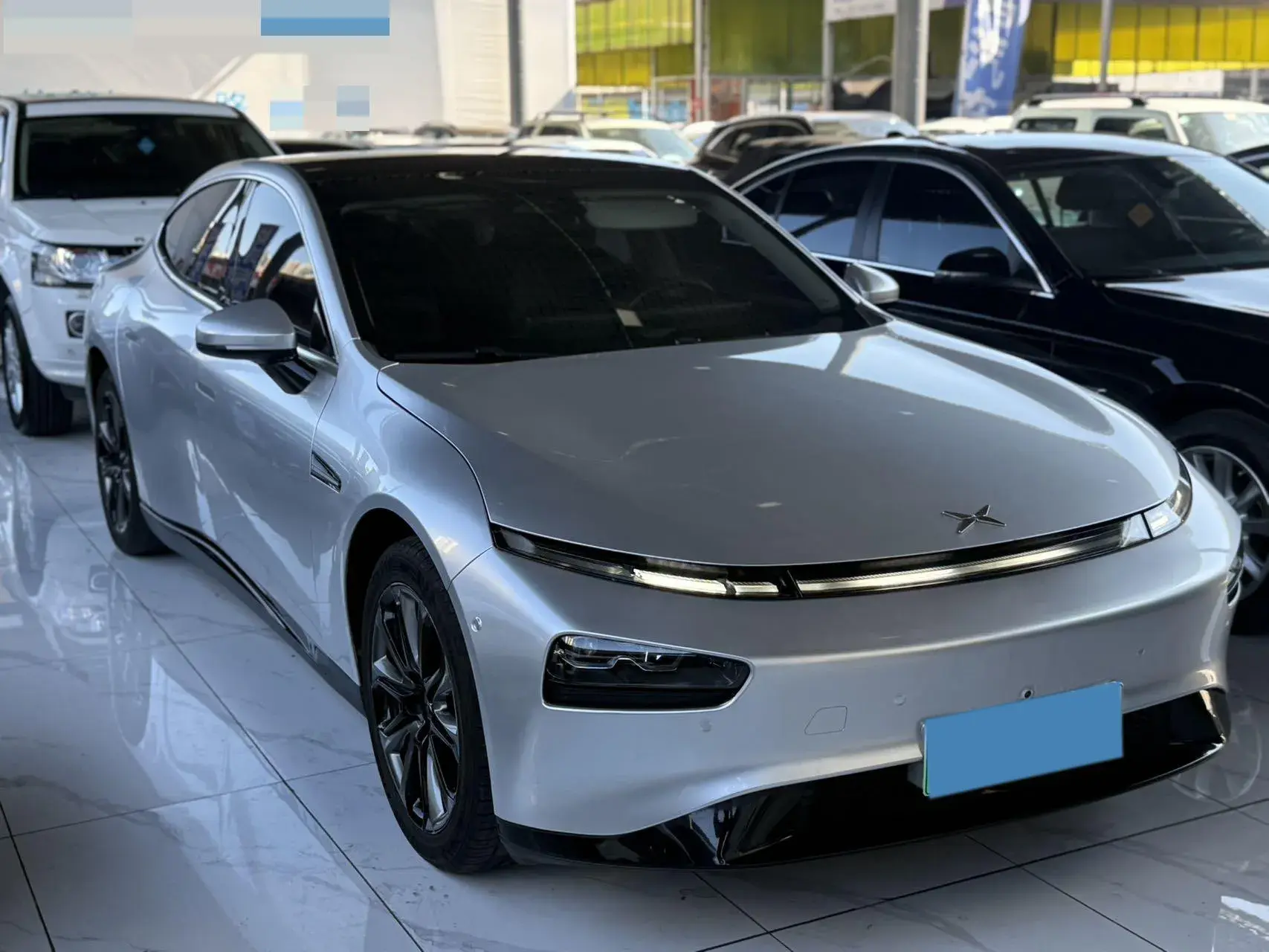 2020 XPENG P7 thumbnail 3