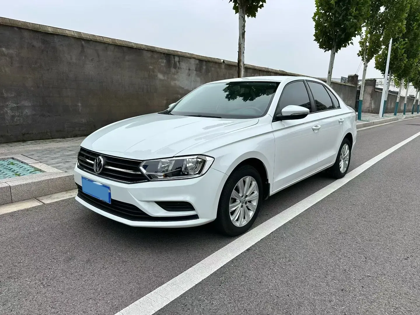 2019 VOLKSWAGEN BORA view 1