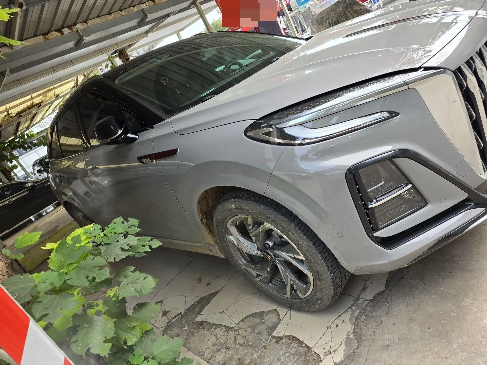 2023 HONGQI HS3 thumbnail 4