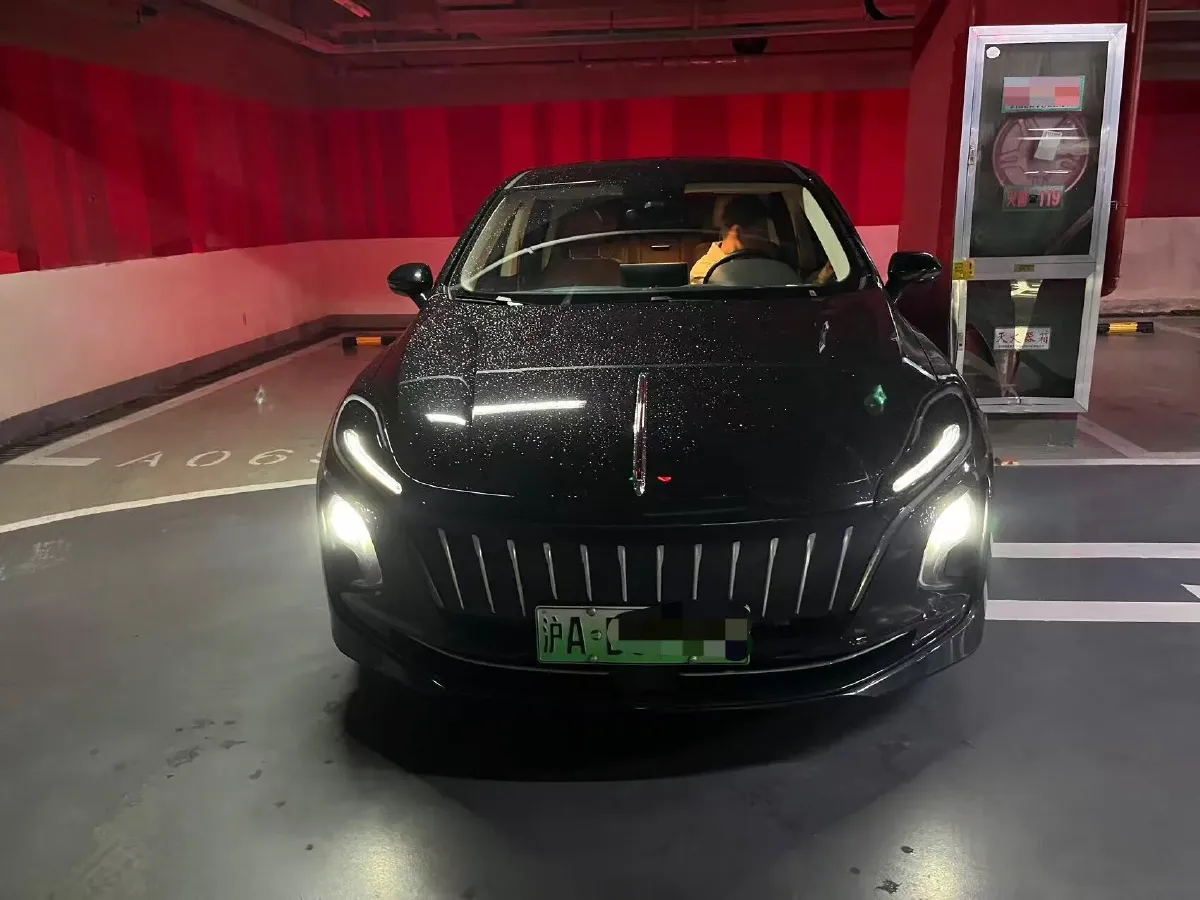 2022 HongQi E-QM5 BEV 54KWH,autocango,china used car exporter,china ev exporter,chinese used car exporter,chinese used ev exporter