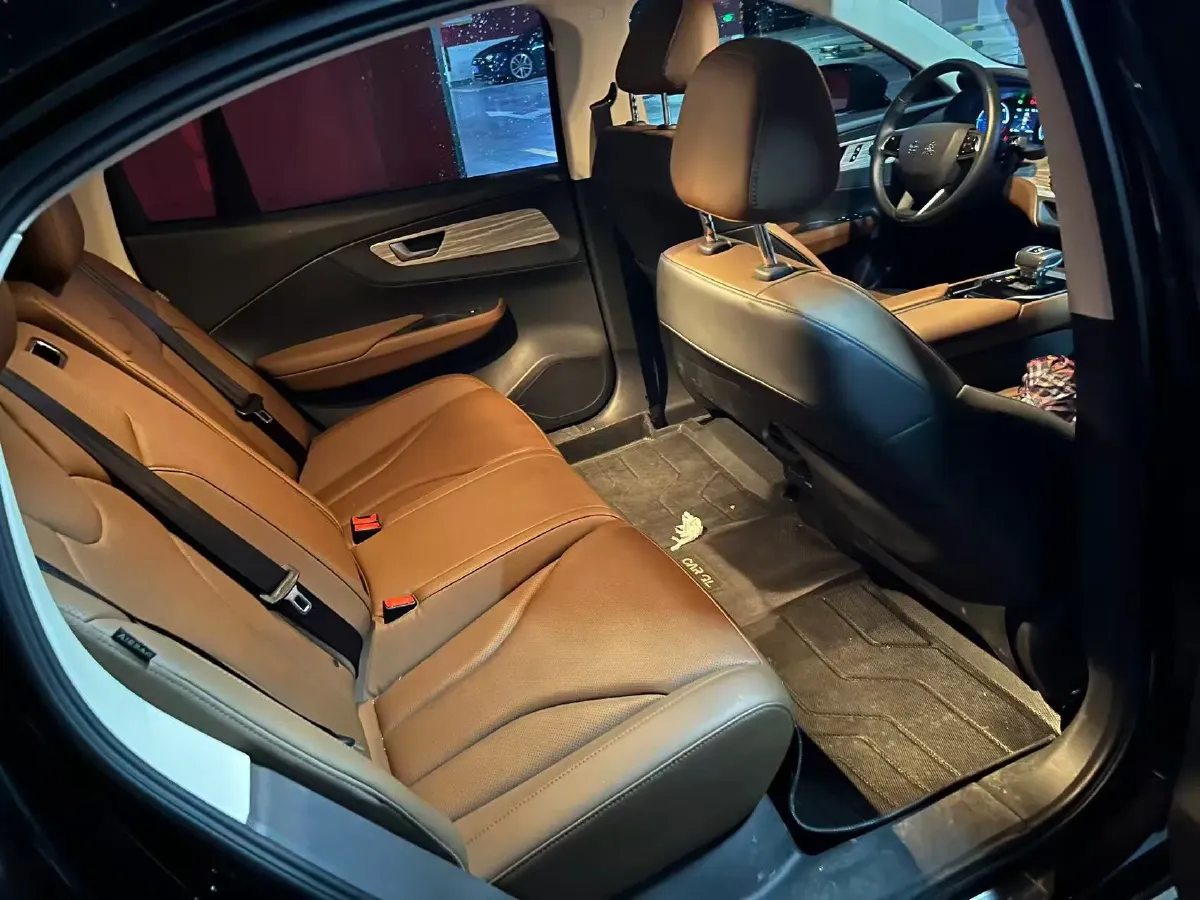 2022 HongQi E-QM5 BEV 54KWH,autocango,china used car exporter,china ev exporter,chinese used car exporter,chinese used ev exporter