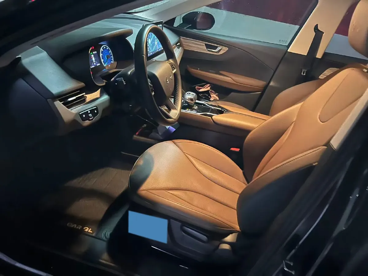 2022 HongQi E-QM5 BEV 54KWH,autocango,china used car exporter,china ev exporter,chinese used car exporter,chinese used ev exporter