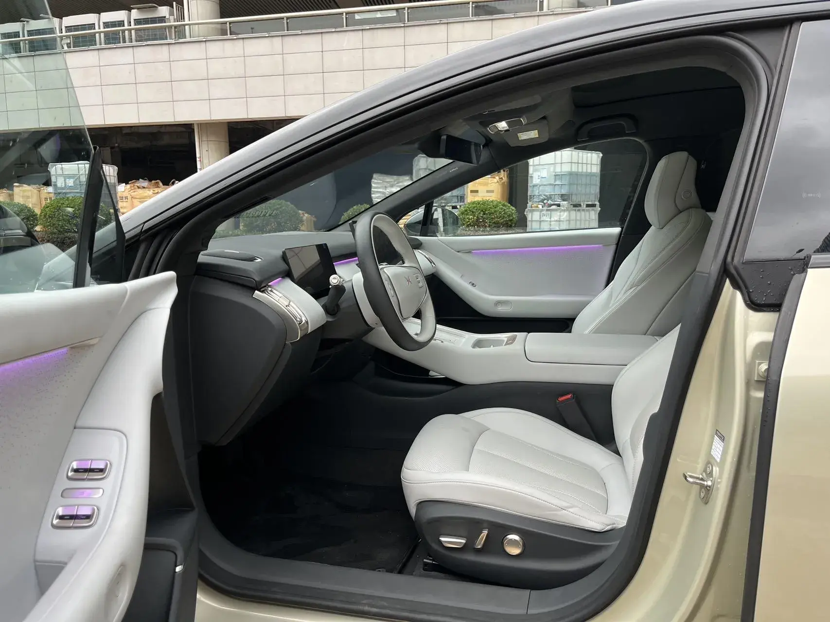 2024 XPENG P7+ thumbnail 4