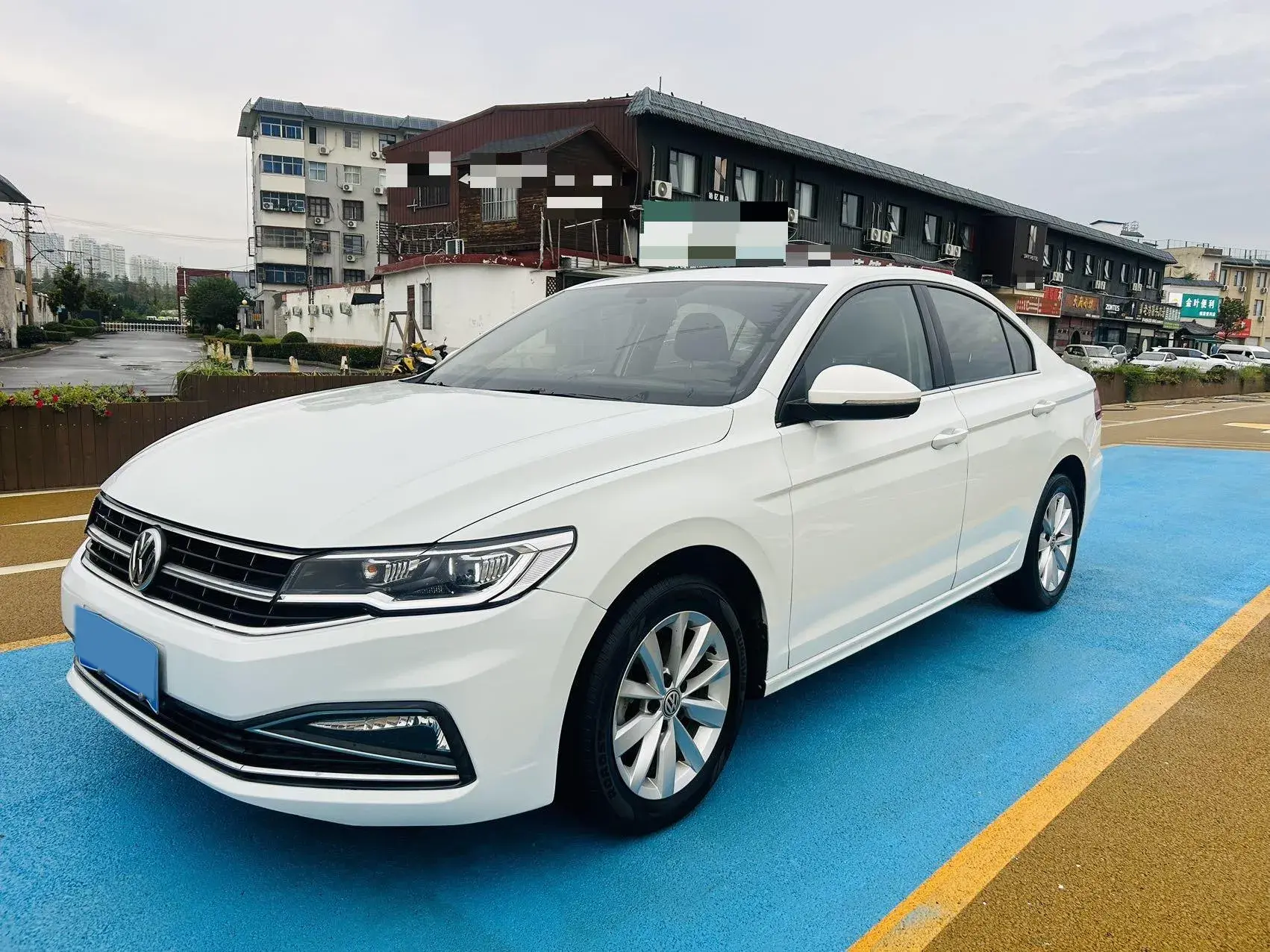 2020 VOLKSWAGEN BORA view 1