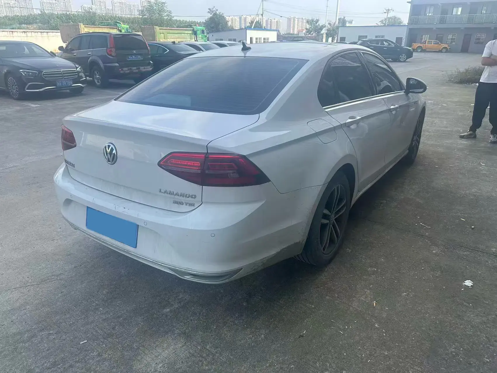 2019 VOLKSWAGEN LAMANDO thumbnail 4