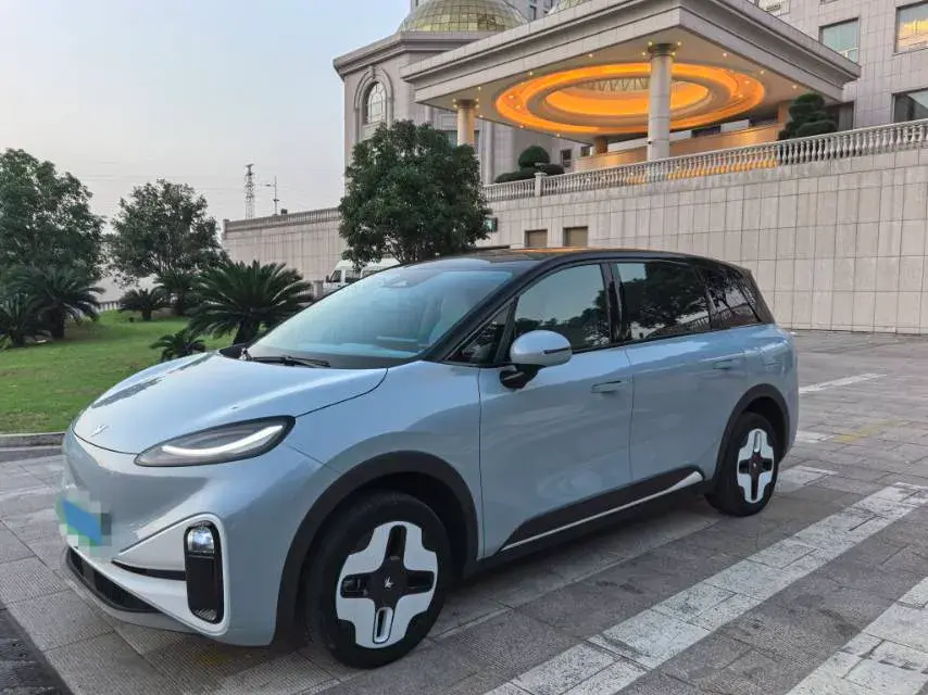 2023 ARCFOX KAOLA BEV 58.8KWH