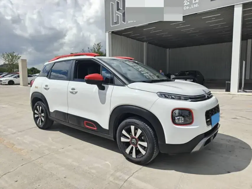 2018 CITROEN C4 thumbnail 2