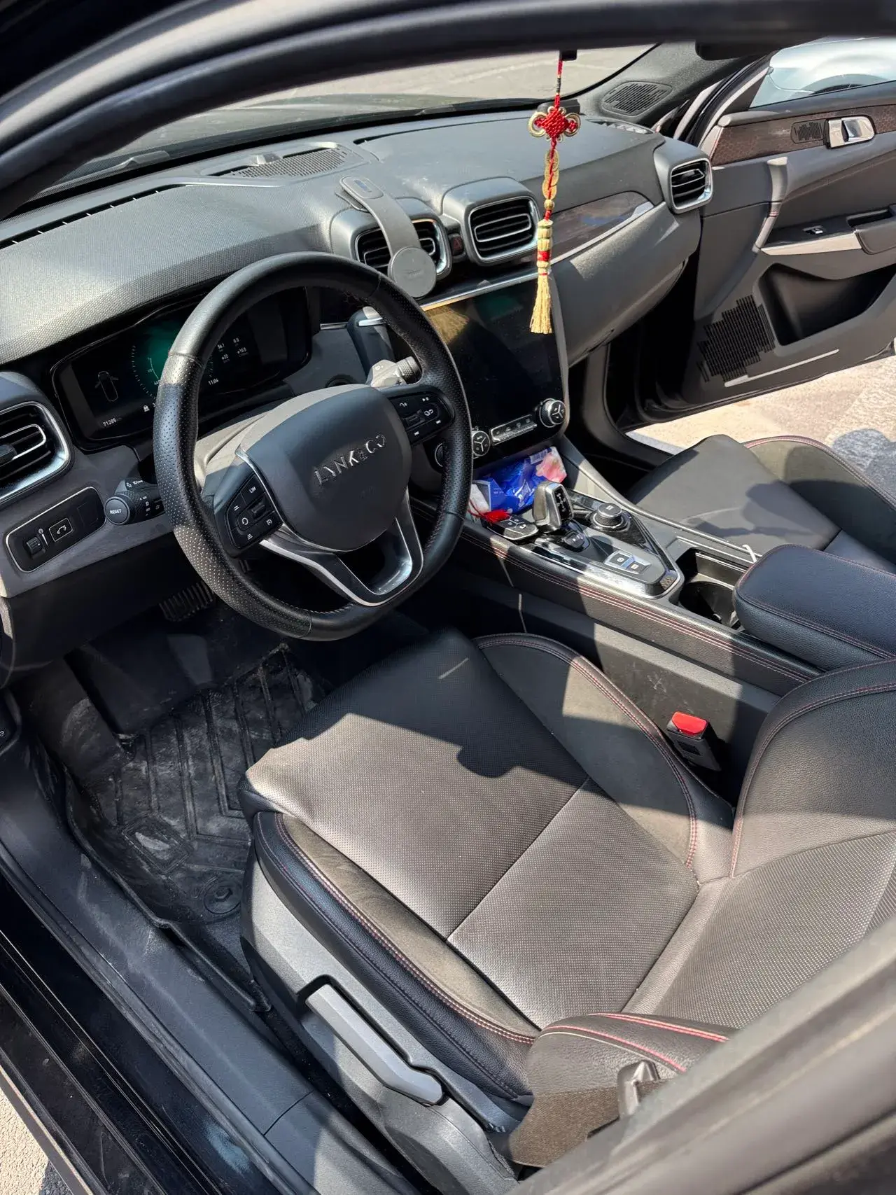 2020 LYNK&CO 03 thumbnail 3