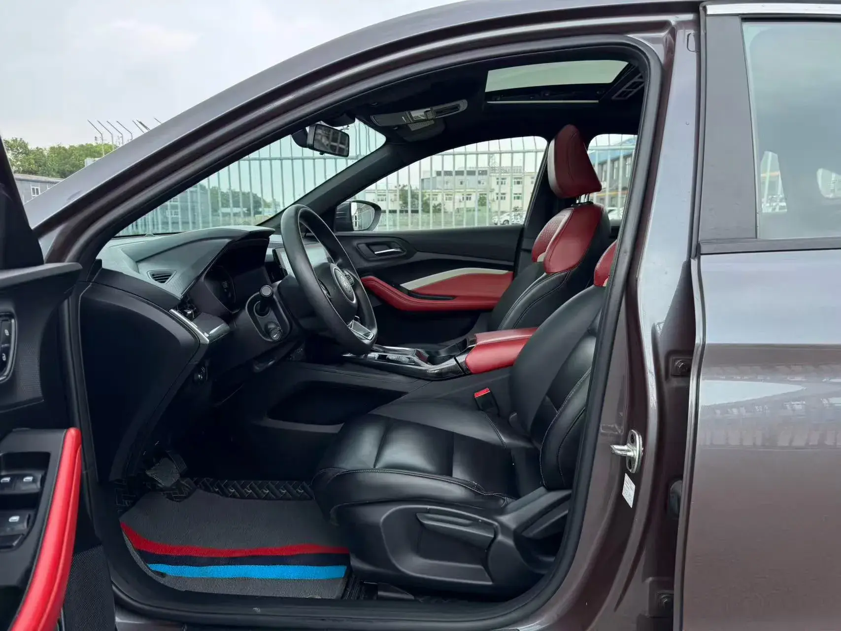 2021 MG 5 thumbnail 4