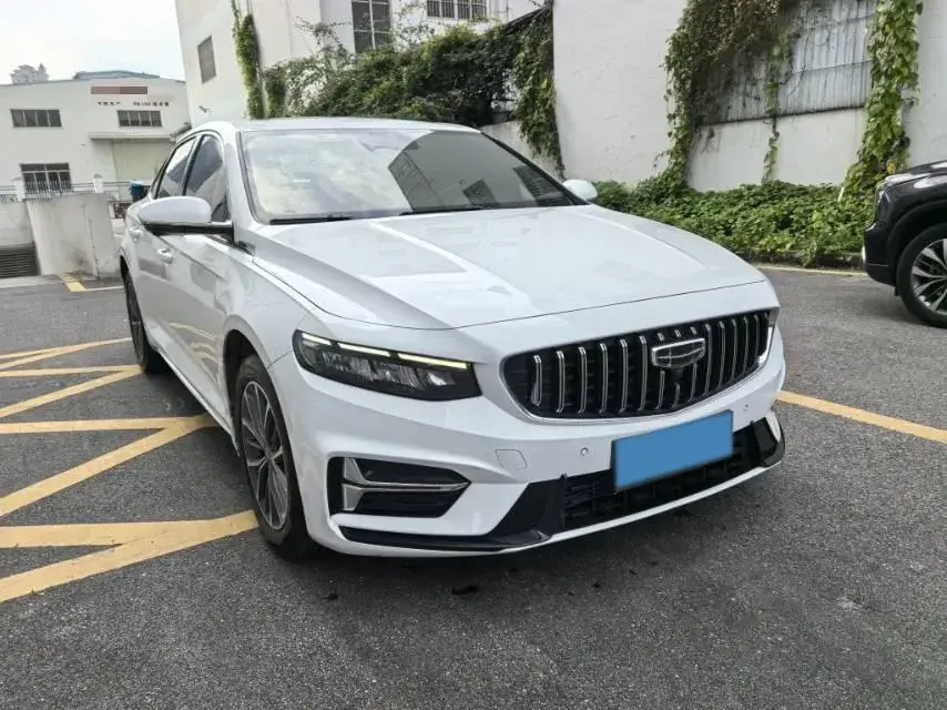 2023 GEELY PREFACE thumbnail 3