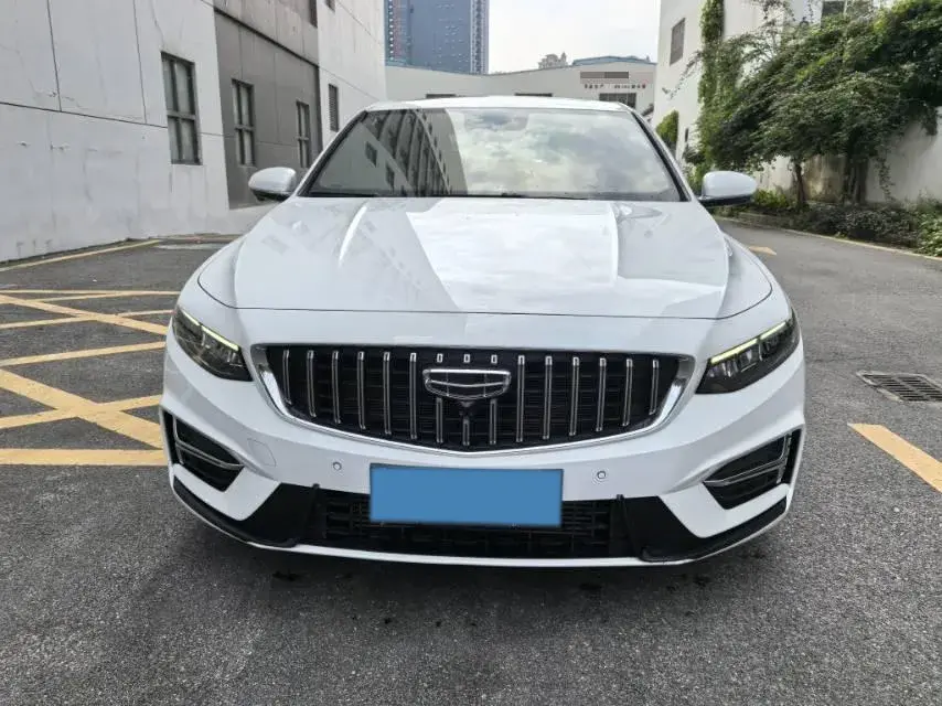 2023 GEELY PREFACE thumbnail 2