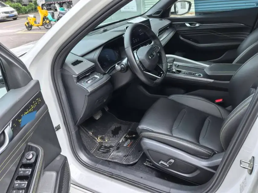 2023 GEELY PREFACE thumbnail 4