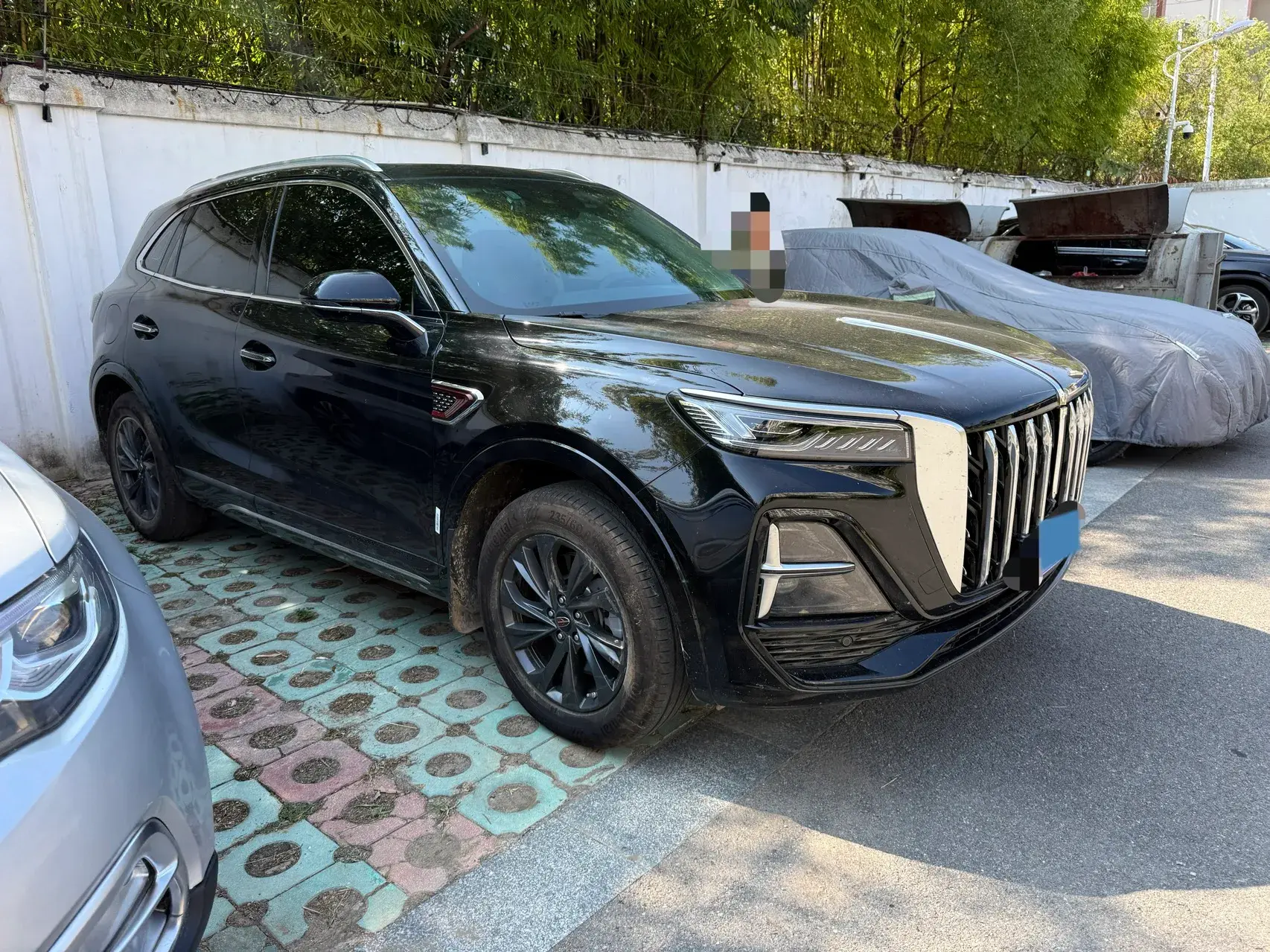 2023 HONGQI HS5 thumbnail 3
