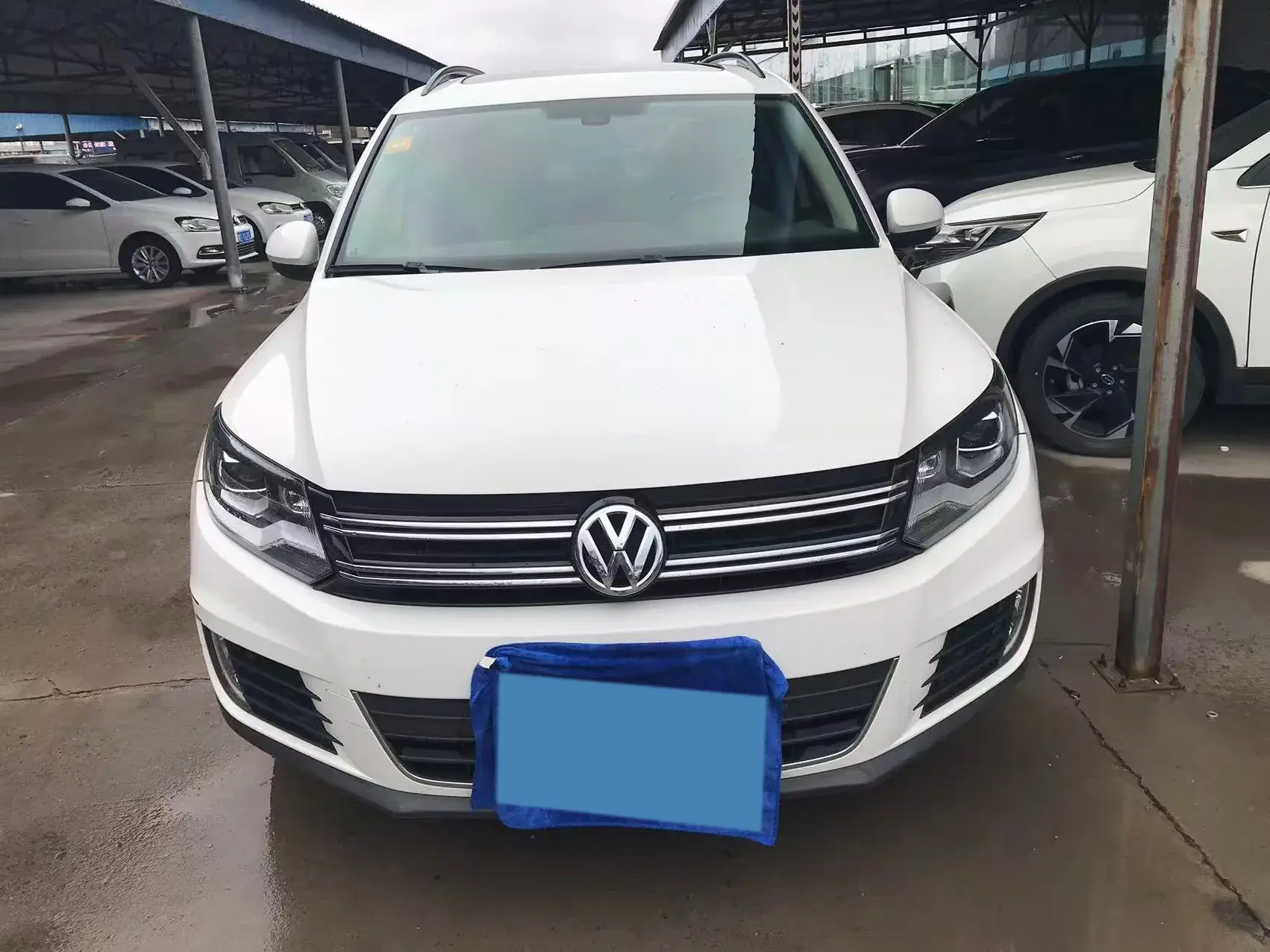2016 VOLKSWAGEN TIGUAN thumbnail 2