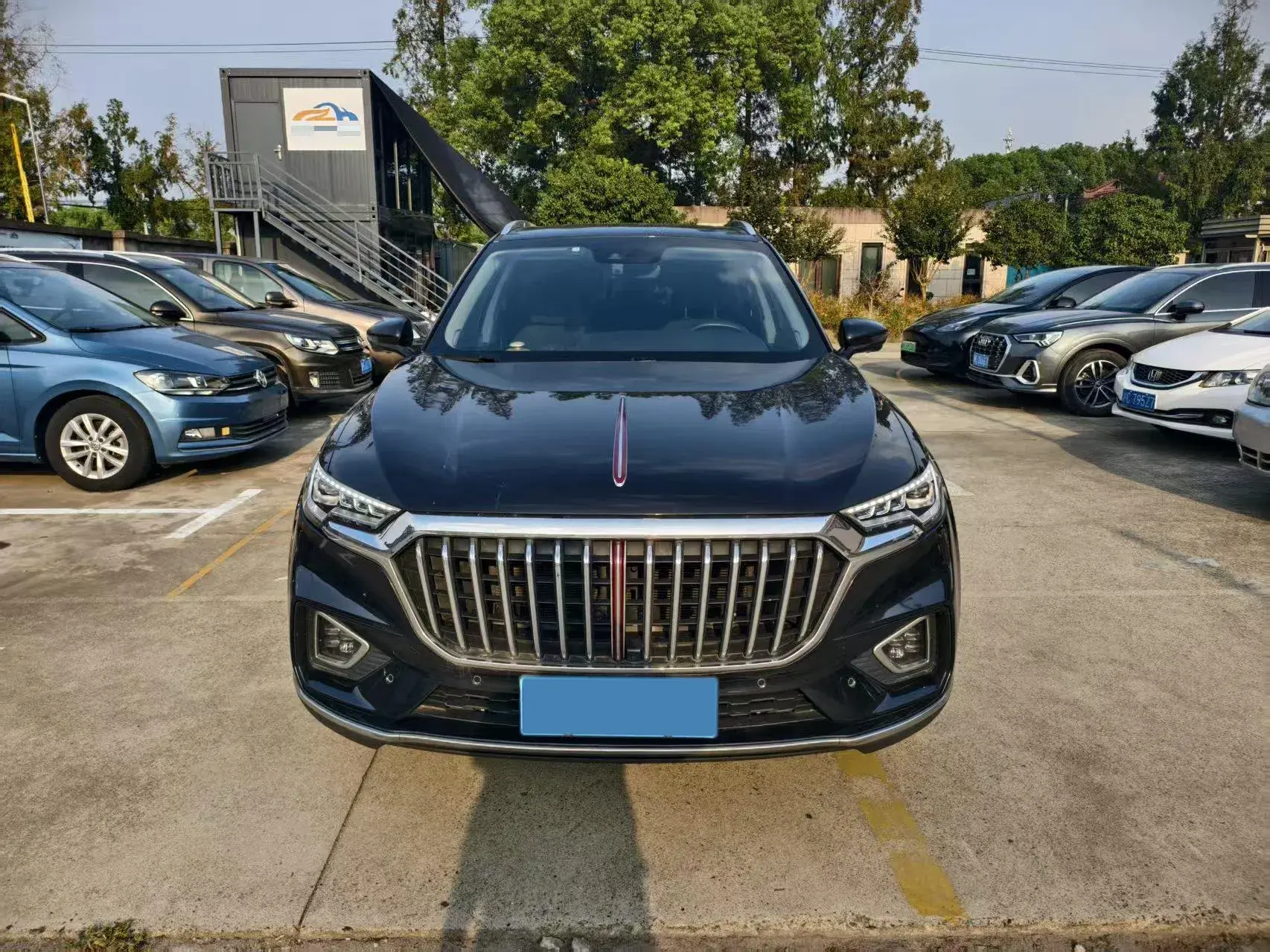 2019 HONGQI HS5 thumbnail 3