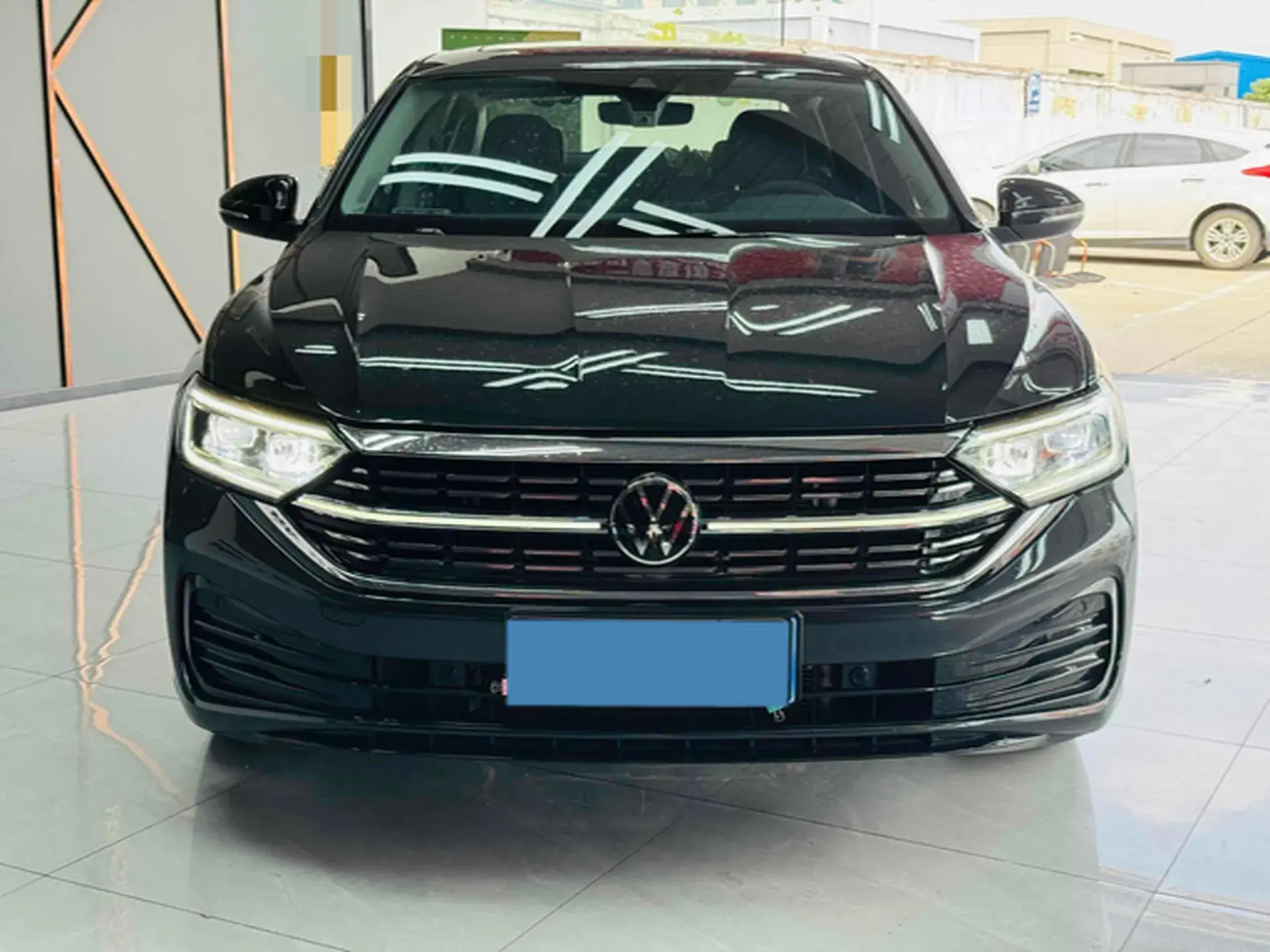 2023 VOLKSWAGEN SAGITAR thumbnail 2