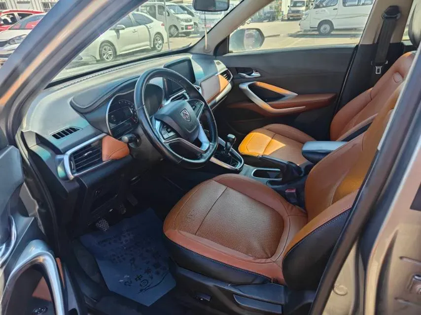 2017 BaoJun 510 1.5L 112HP L4 6MT,autocango,china used car exporter,china ev exporter,chinese used car exporter,chinese used ev exporter