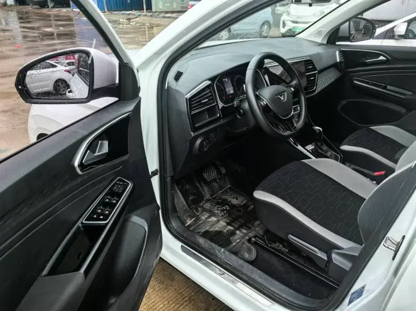 2022 JETTA VS5 thumbnail 2