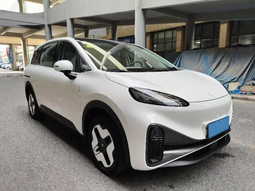 2024 ARCFOX KAOLA thumbnail 3