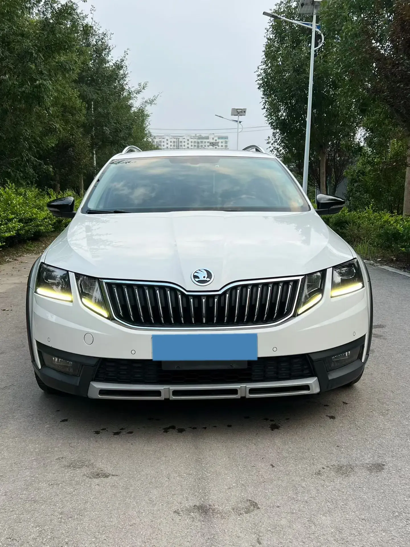 2018 SKODA OCTAVIA thumbnail 2
