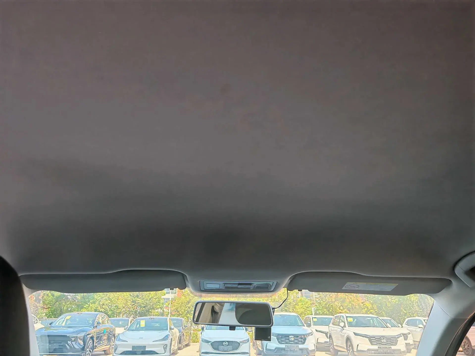 2019 VOLKSWAGEN BORA thumbnail 3