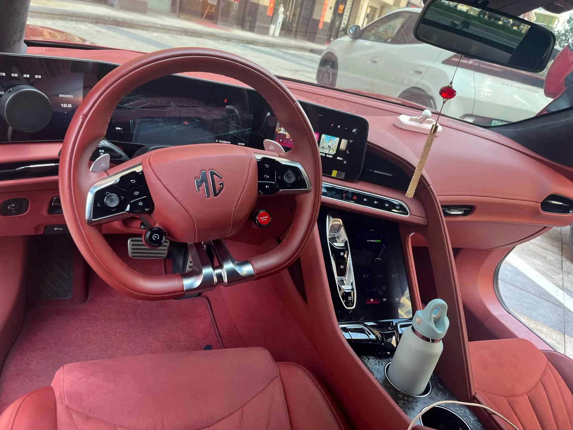 2023 MG ONE thumbnail 2