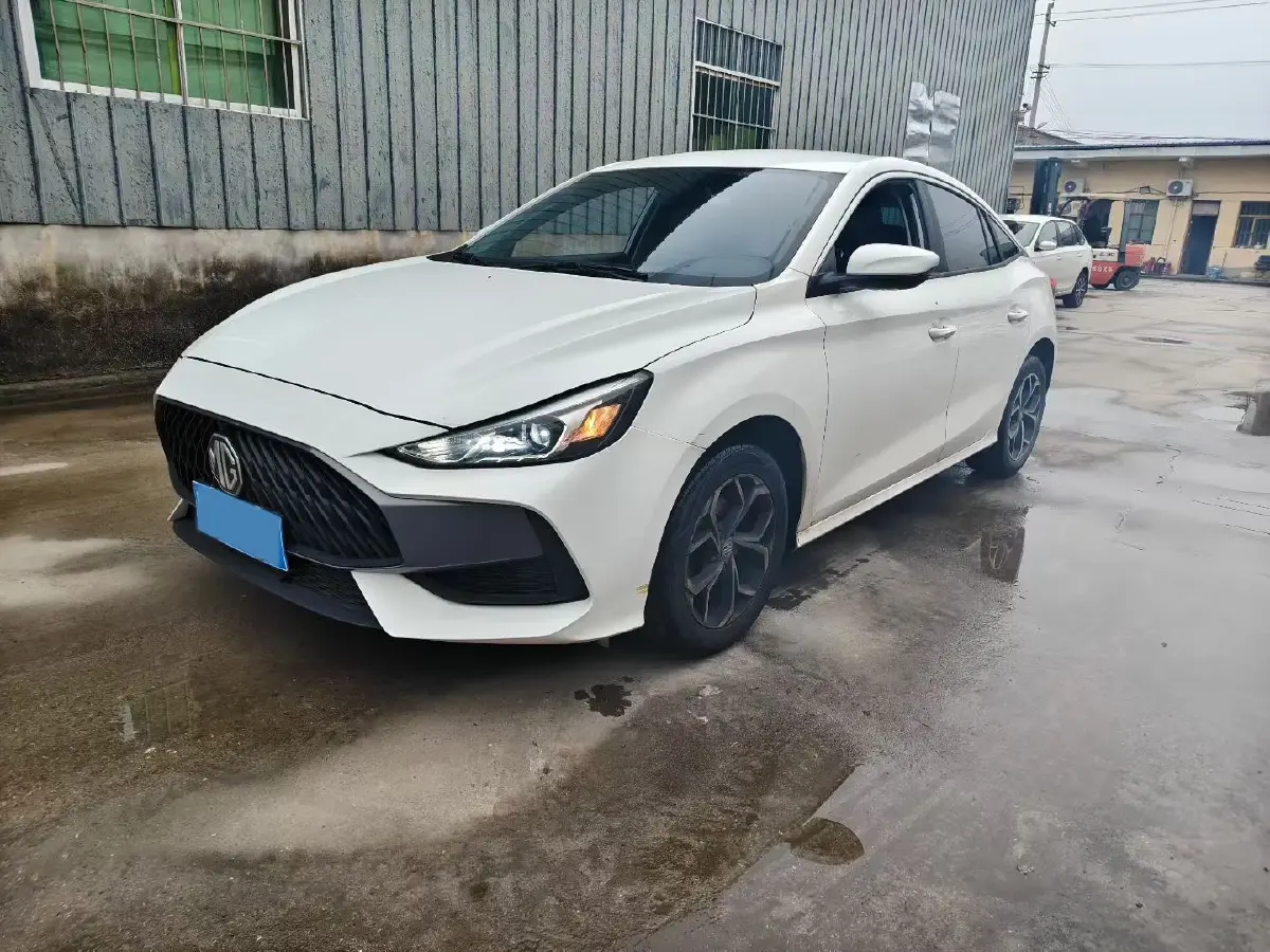 2023 MG 5 1.5L 129HP L4 5MT
