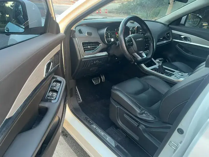 2021 JETOUR X70 thumbnail 4