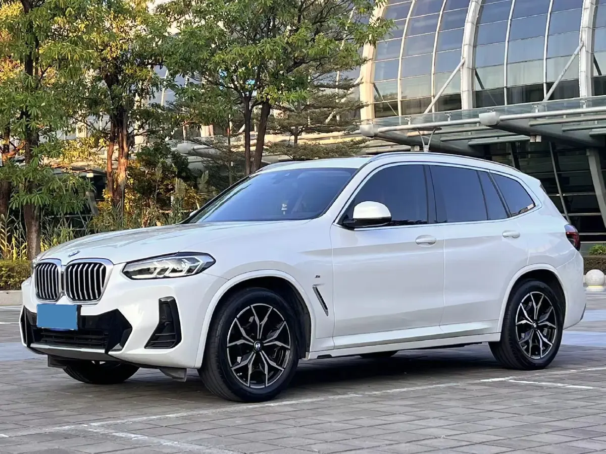2022 BMW X3 2.0T 184HP L4 8AT