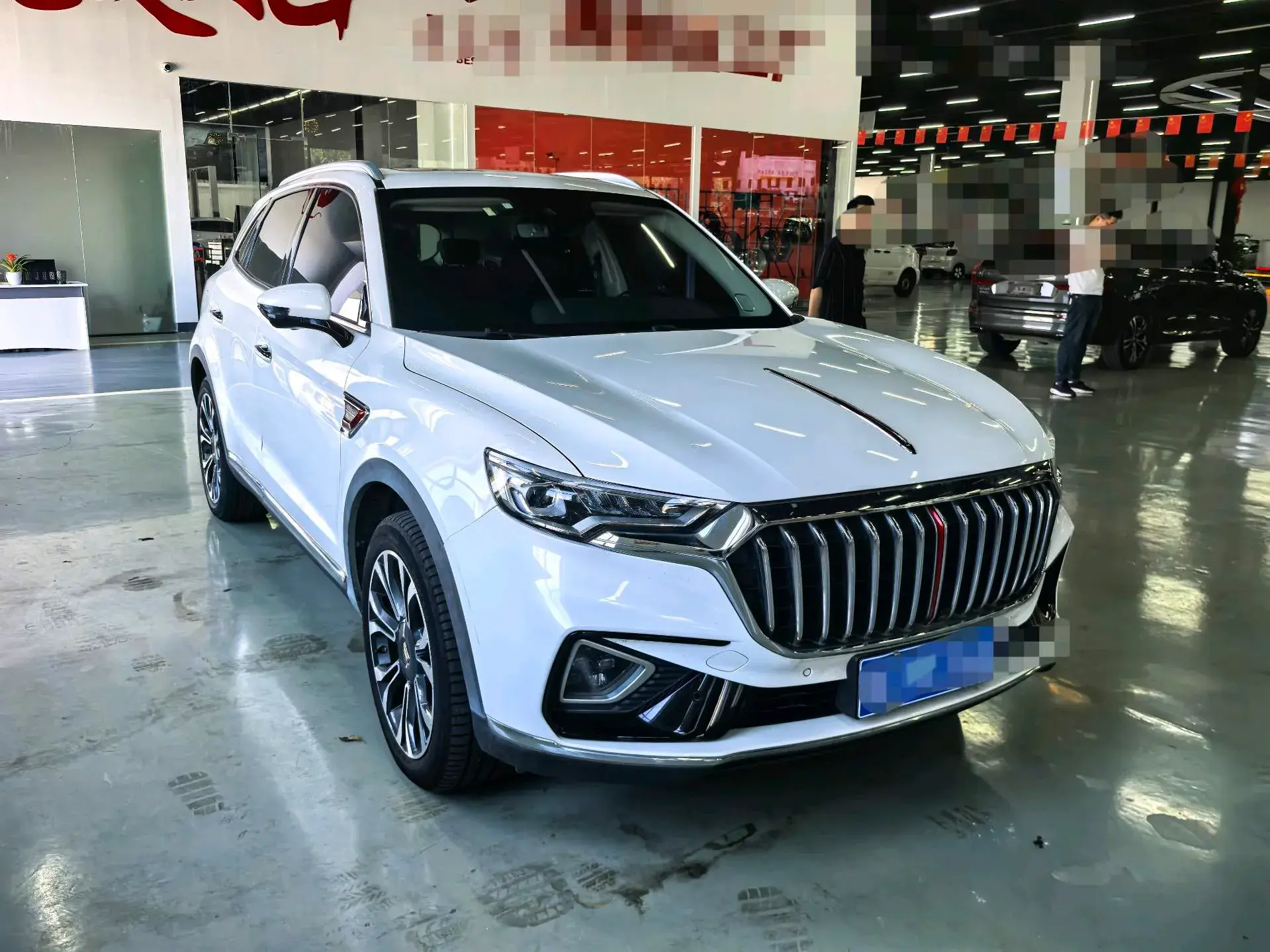 2019 HONGQI HS5 thumbnail 3