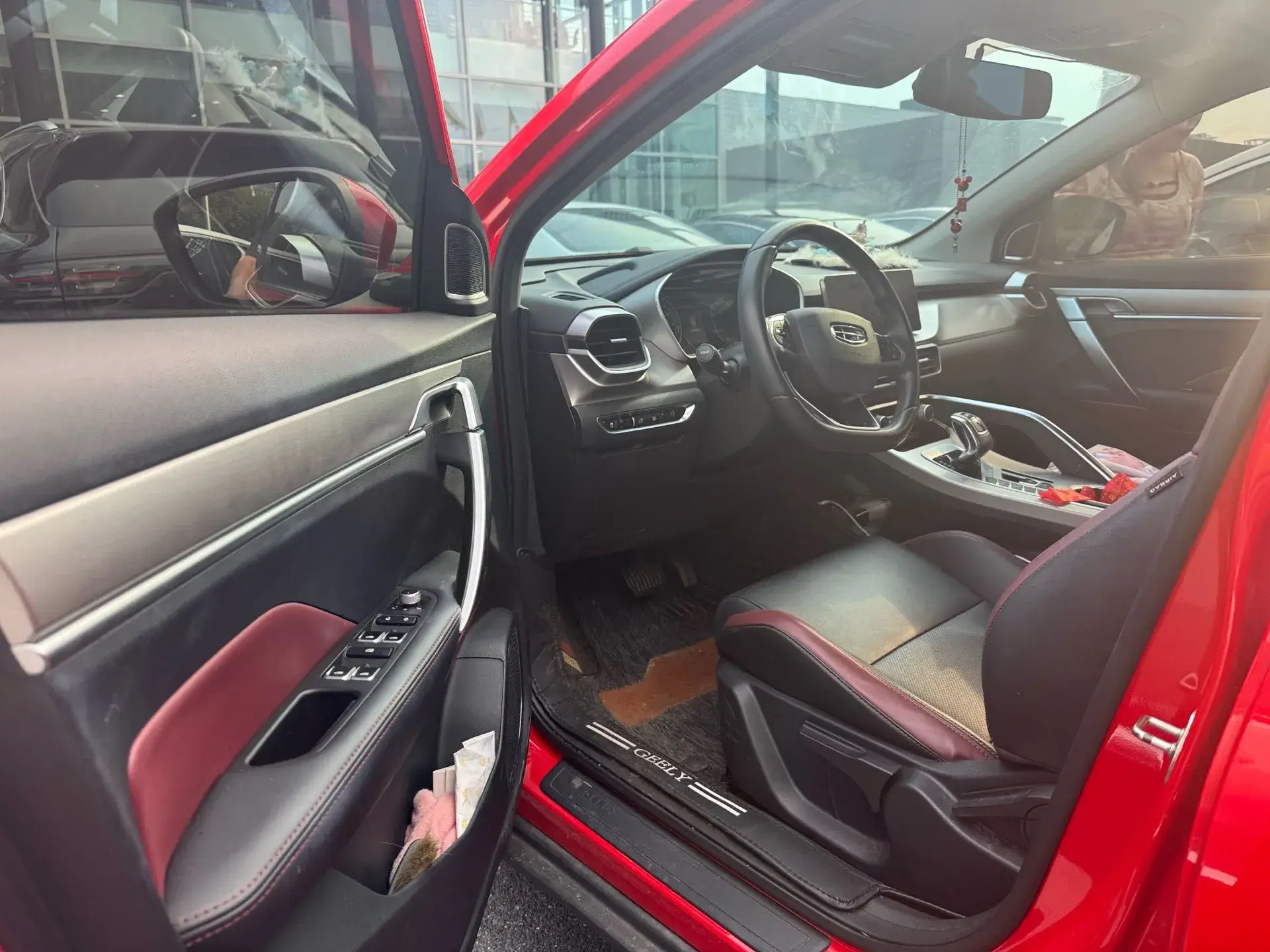 2020 GEELY COOLRAY thumbnail 3