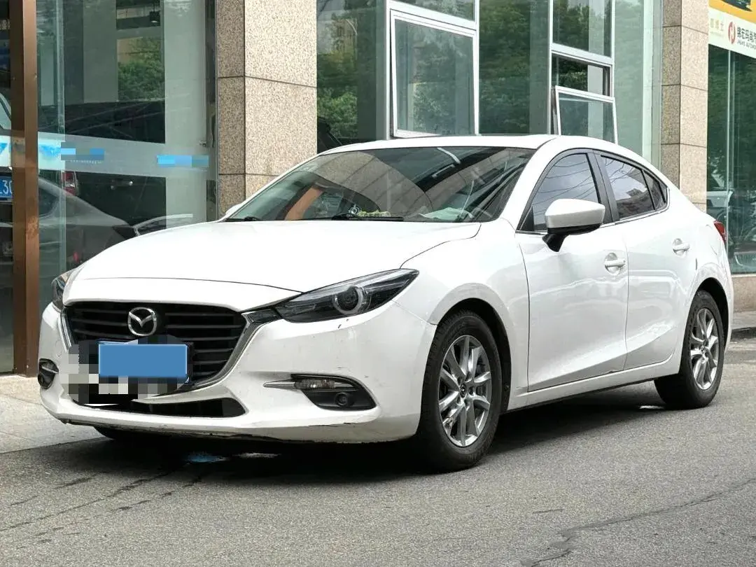 2017 Mazda 3 Axela 1.5L 117HP L4 6AT