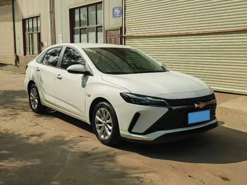 2023 CHEVROLET MONZA thumbnail 2