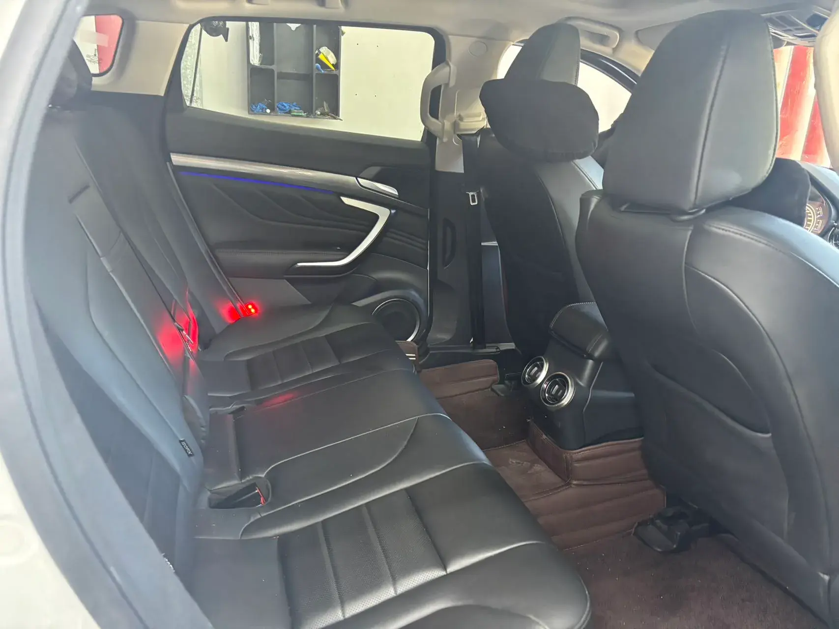 2017 ZOTYE T700 thumbnail 3