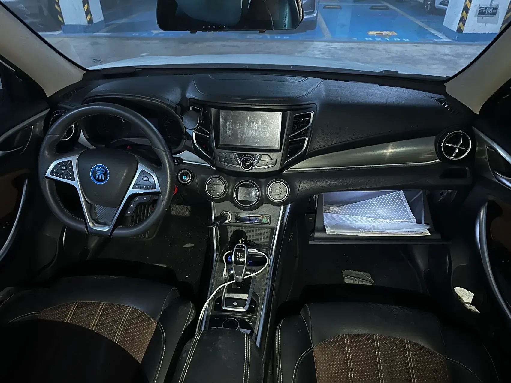 2017 BYD SONG thumbnail 3