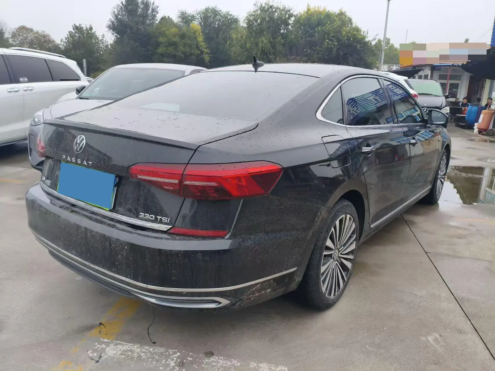 2021 VOLKSWAGEN PASSAT thumbnail 4