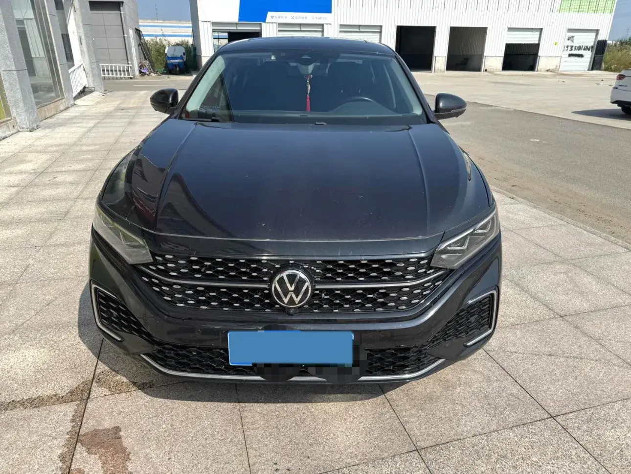 2022 VOLKSWAGEN PASSAT thumbnail 2