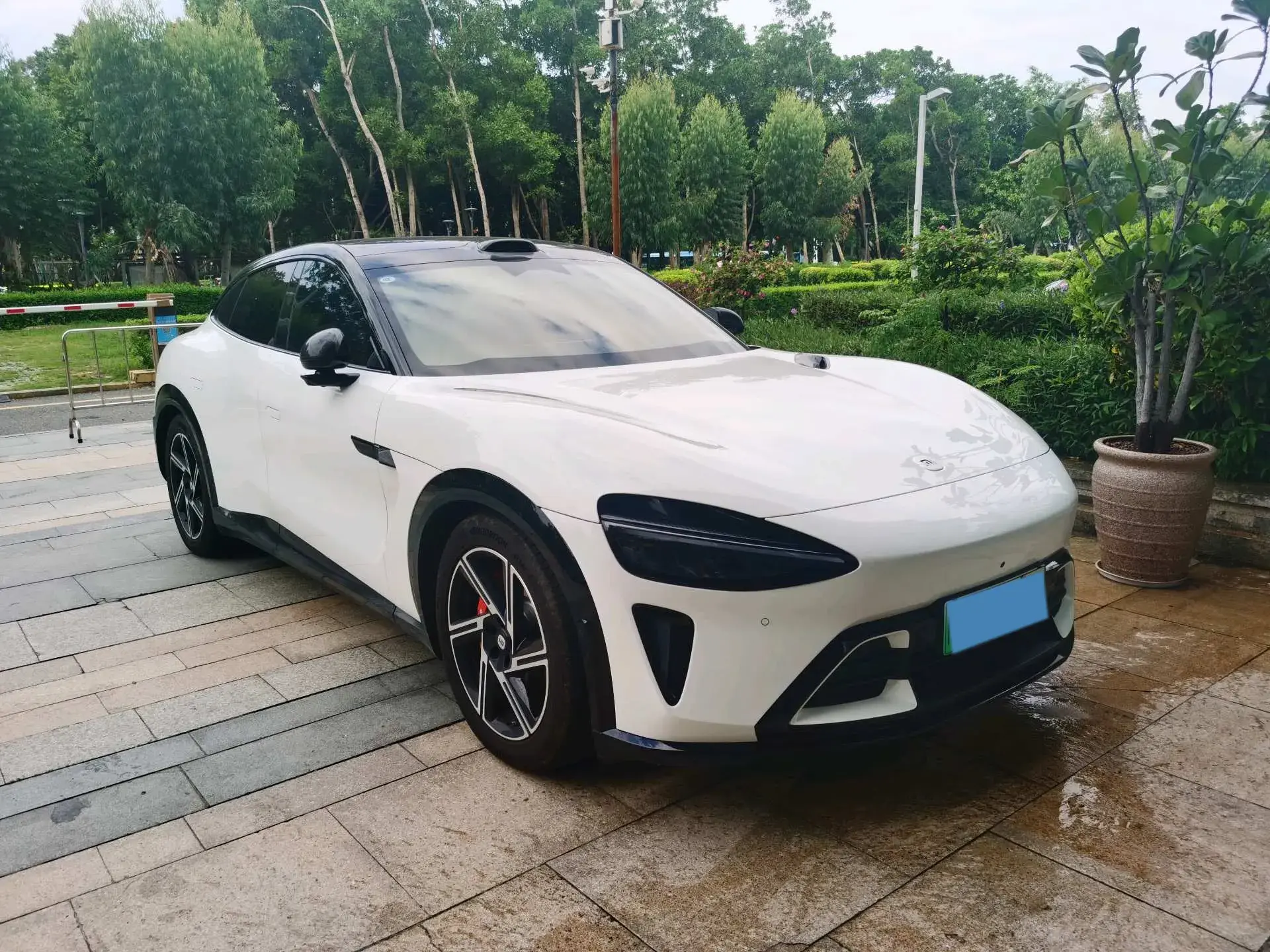 2025 MI YU7 thumbnail 2