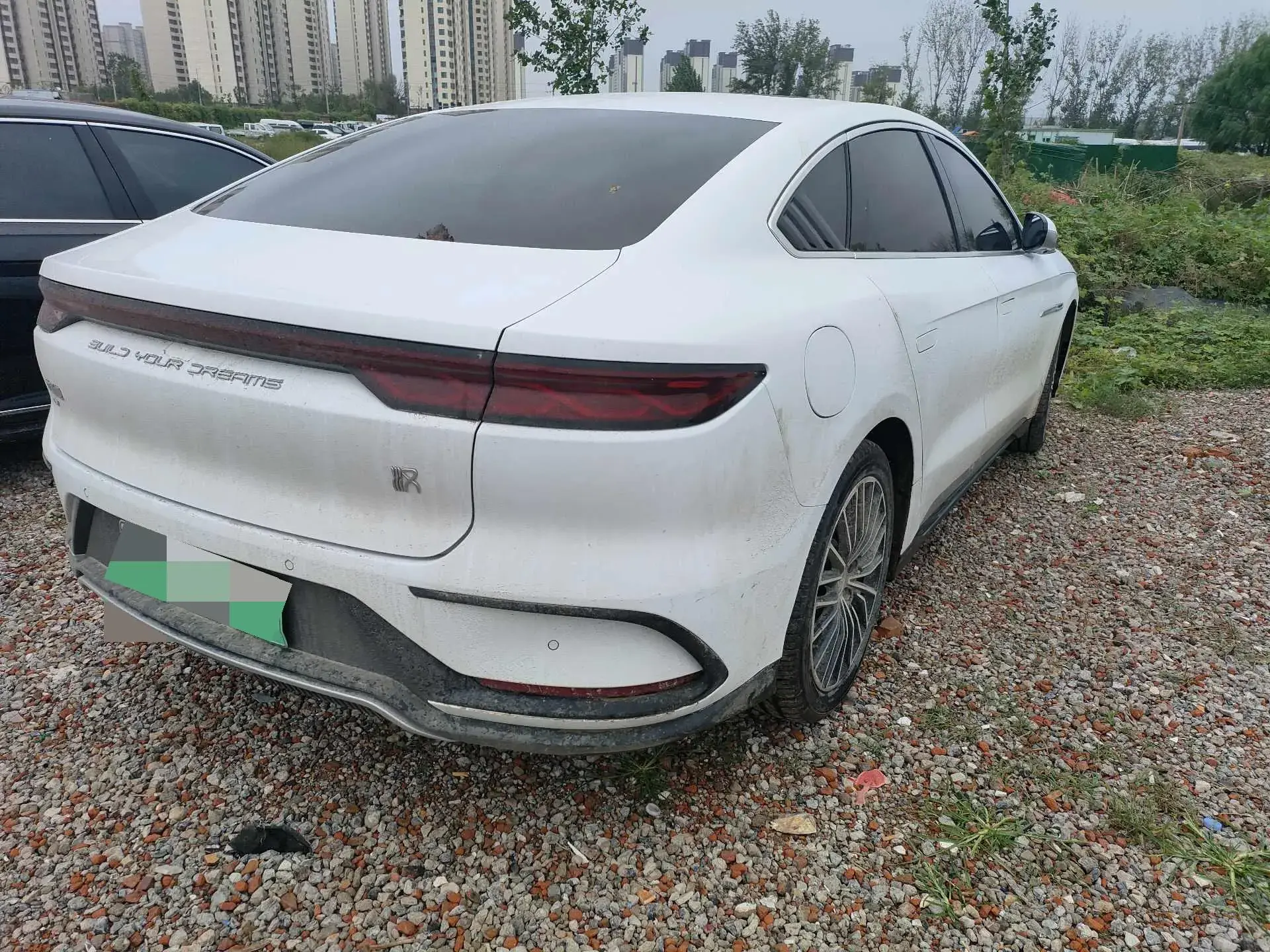 2023 BYD HAN thumbnail 4