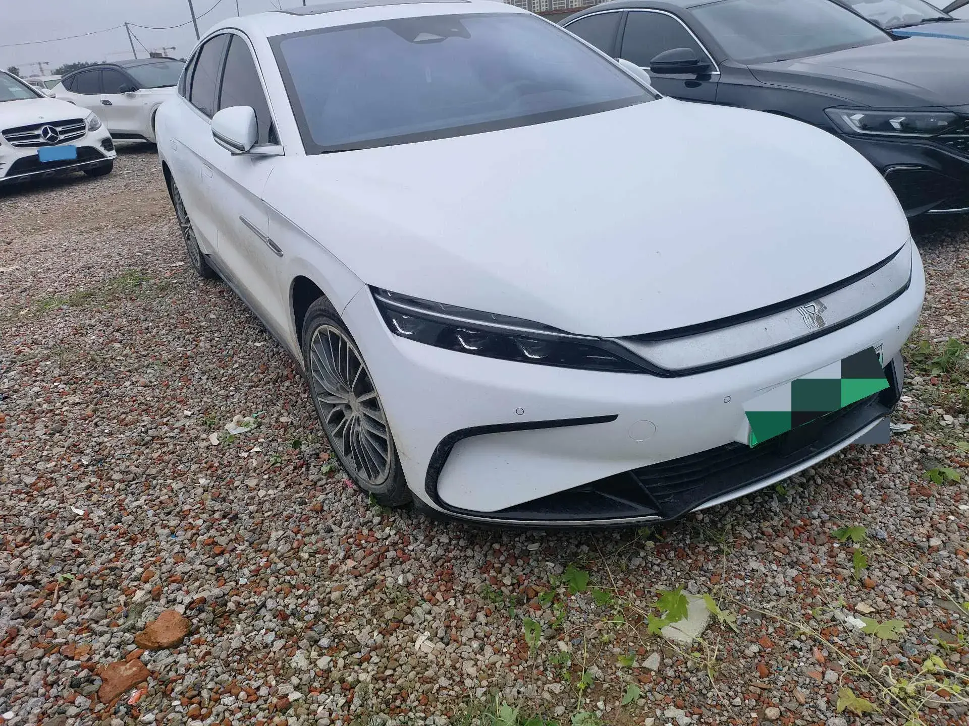 2023 BYD HAN thumbnail 2