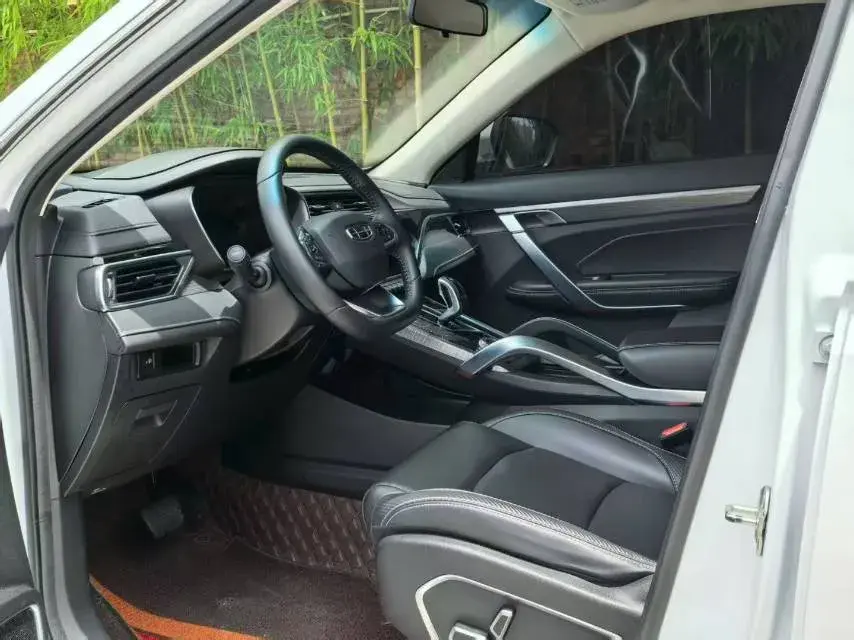 2020 GEELY AZKARRA thumbnail 4