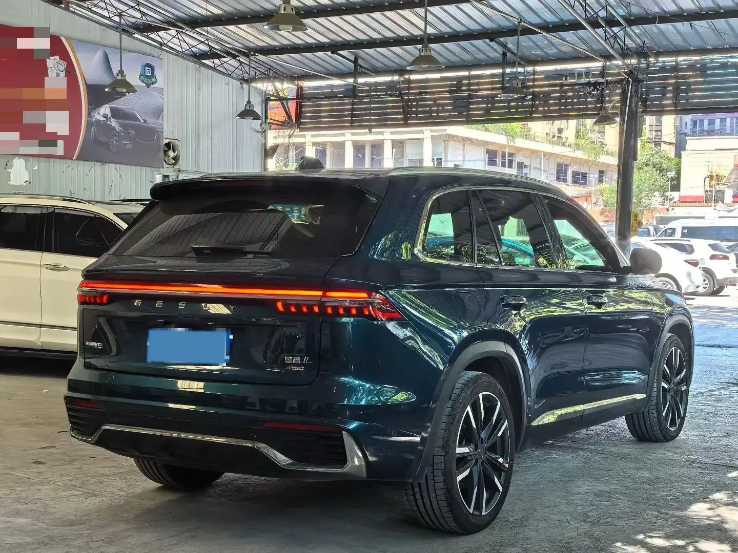 2021 GEELY MONJARO thumbnail 4