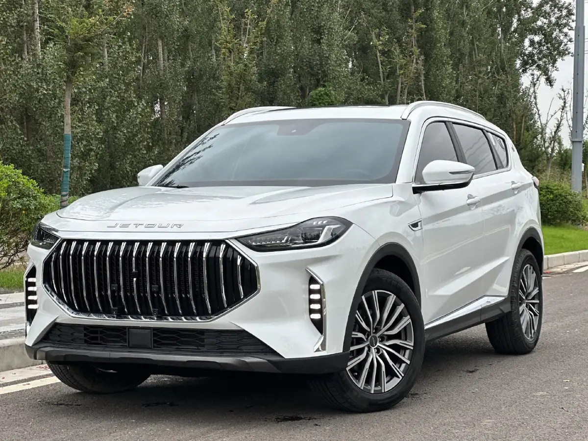 2025 Jetour X70 Plus 1.5T 156HP L4 6DCT