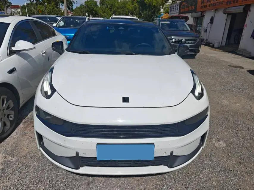 2022 LYNK&CO 03 thumbnail 2