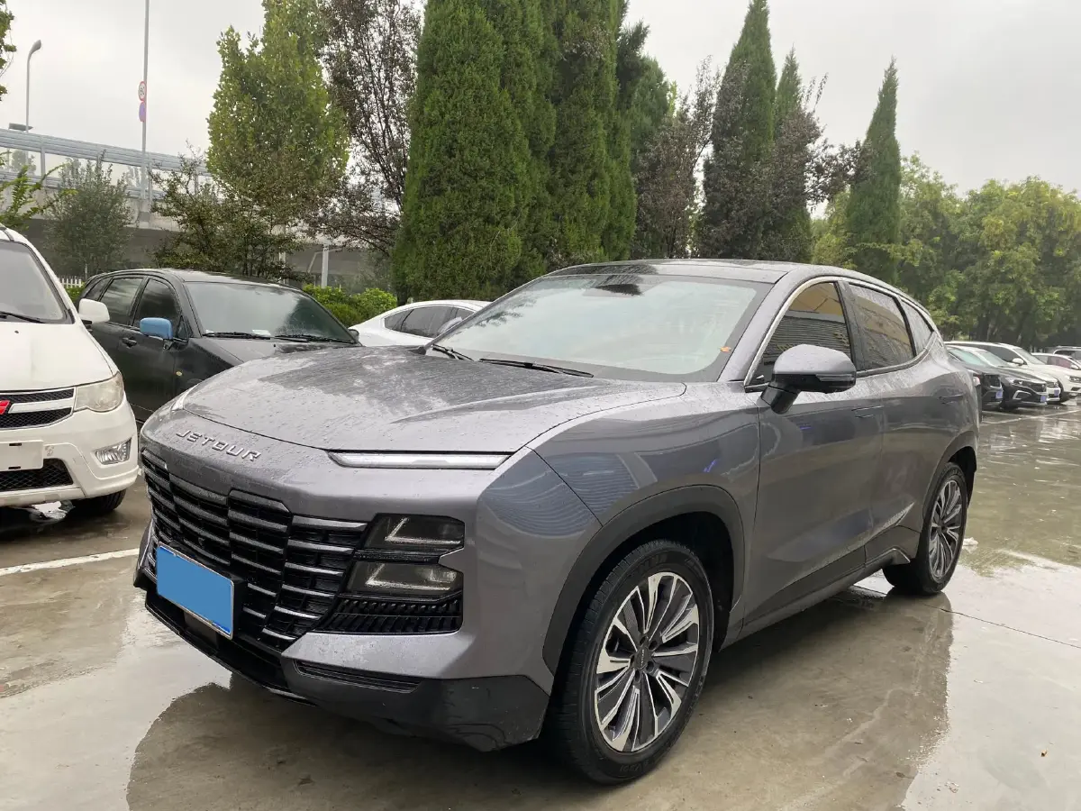 2022 Jetour DASHING 1.6T 197HP L4 7DCT