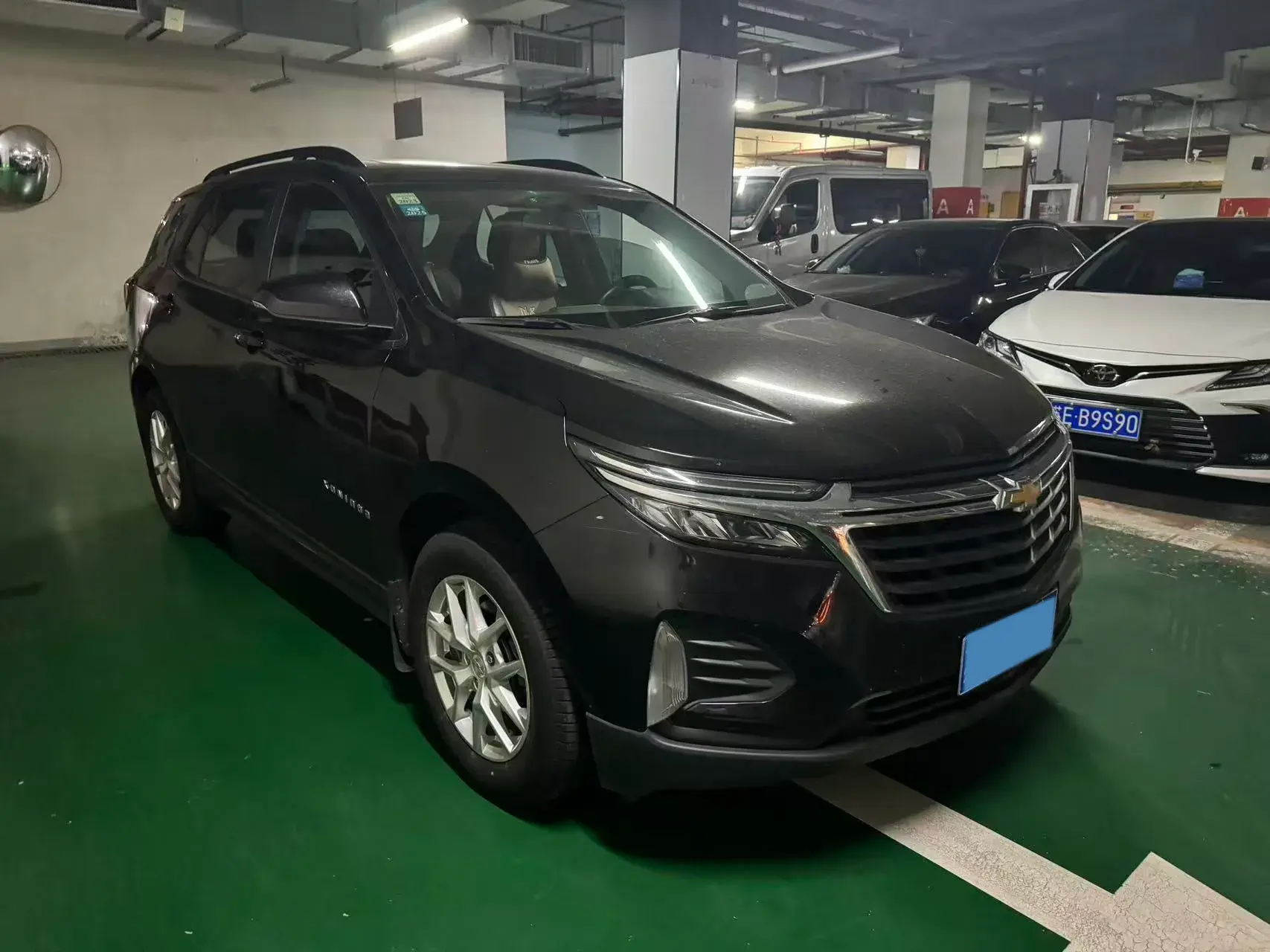 2021 CHEVROLET EQUINOX thumbnail 3